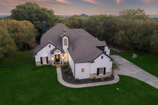 Official listing photo for 101 Deer Crossing Way